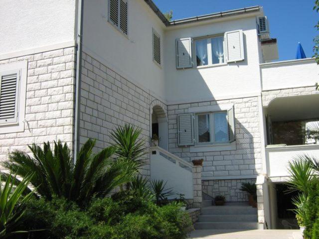 Apartments Sarah Medvinjak Екстер'єр фото