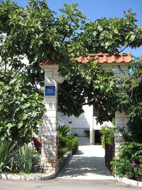 Apartments Sarah Medvinjak Екстер'єр фото